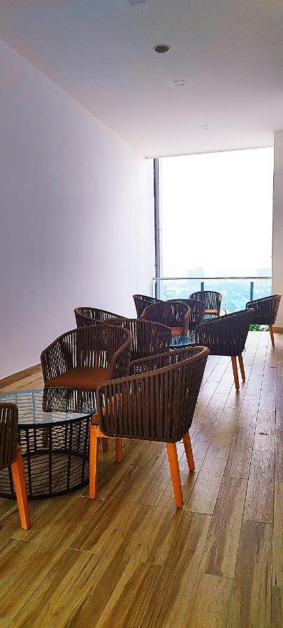 קואלה לומפור Colony By Infinitum Suites Service Klcc מראה חיצוני תמונה